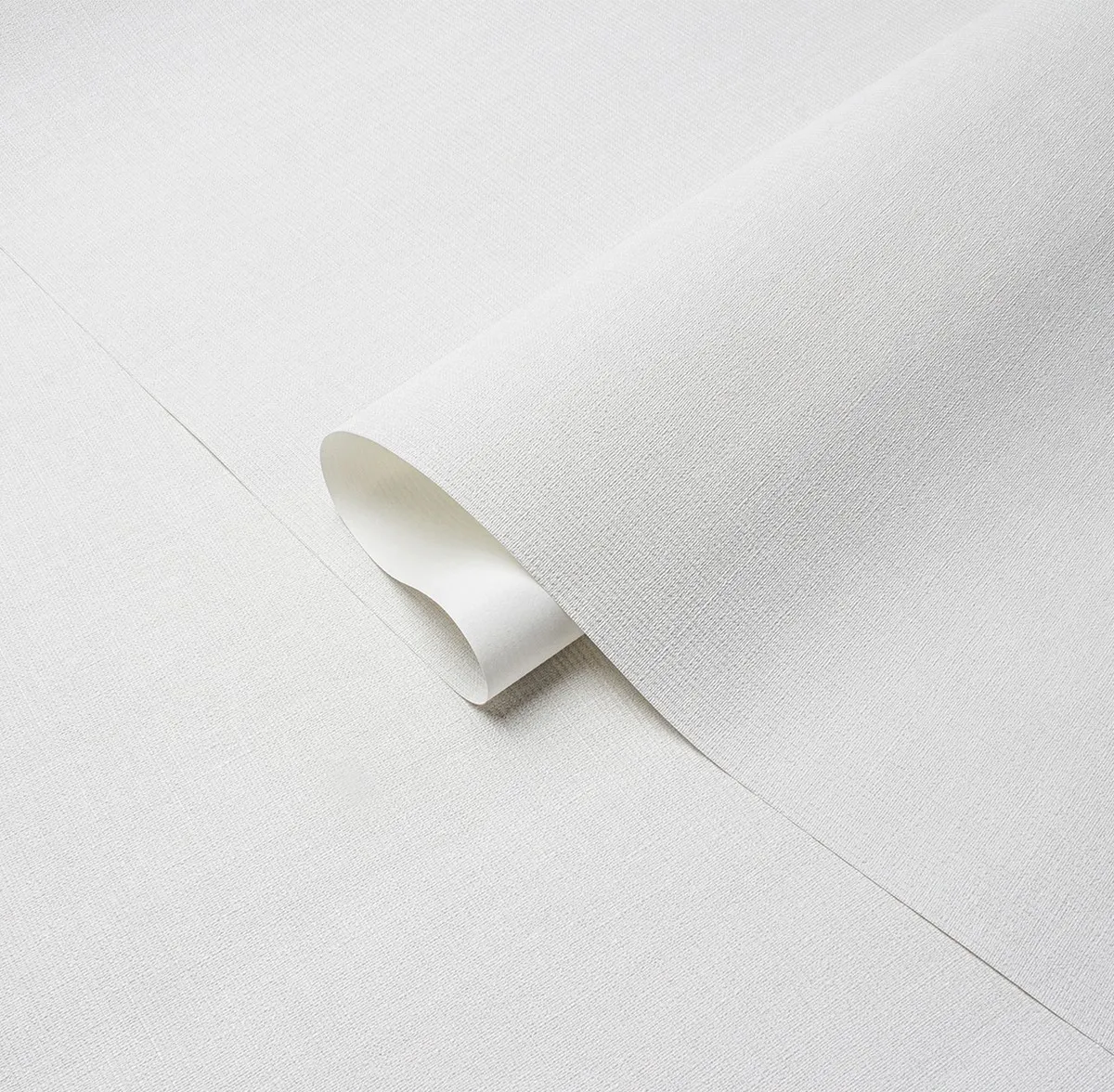 Обои Victoria Stenova MONOGRAMMA 589261 виниловые на флизелине горячего тиснения (белый) (1,06x10,05м)