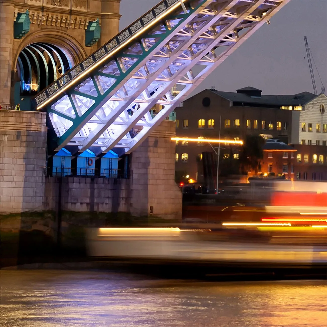 Фотообои рулонные Citydecor Тауэрский мост на флизелиновой основе 400x254 см